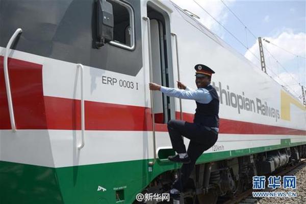 非洲首條現(xiàn)代電氣化鐵路通車 車票大亮！